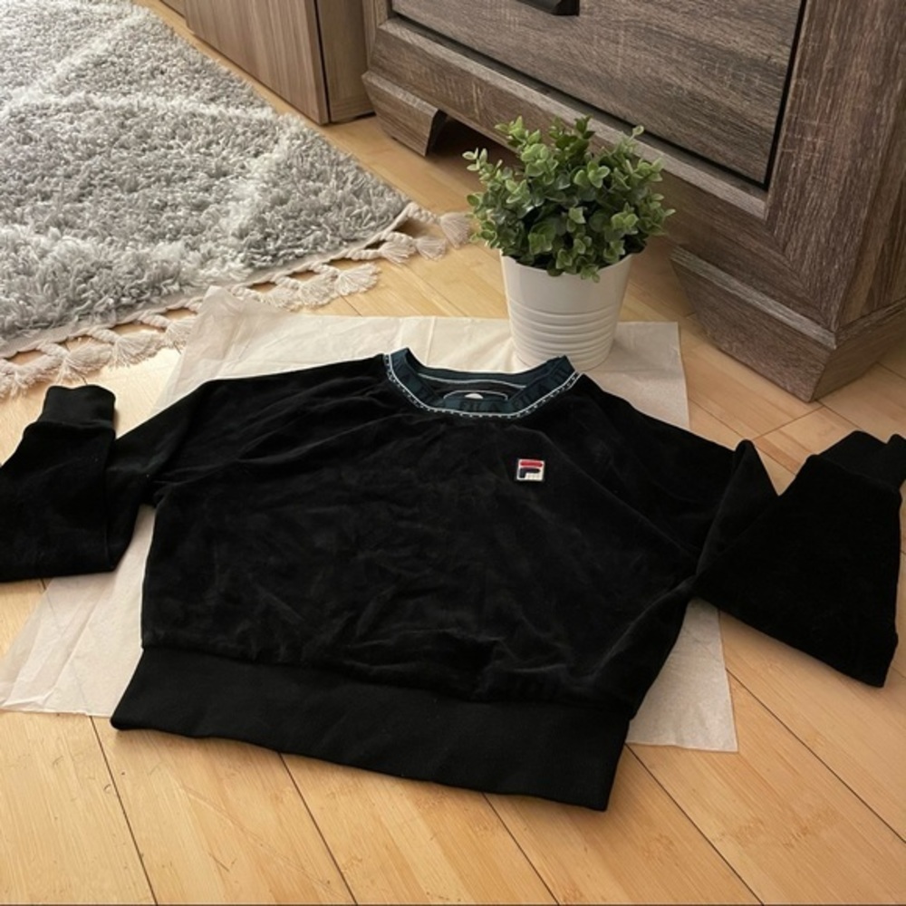FILA women’s suede crew neck